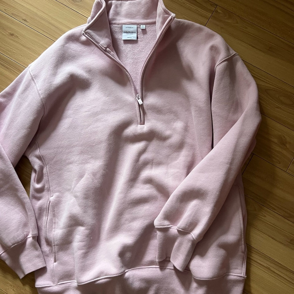 Aritzia Soft Pink Sweatfleece Pullover
